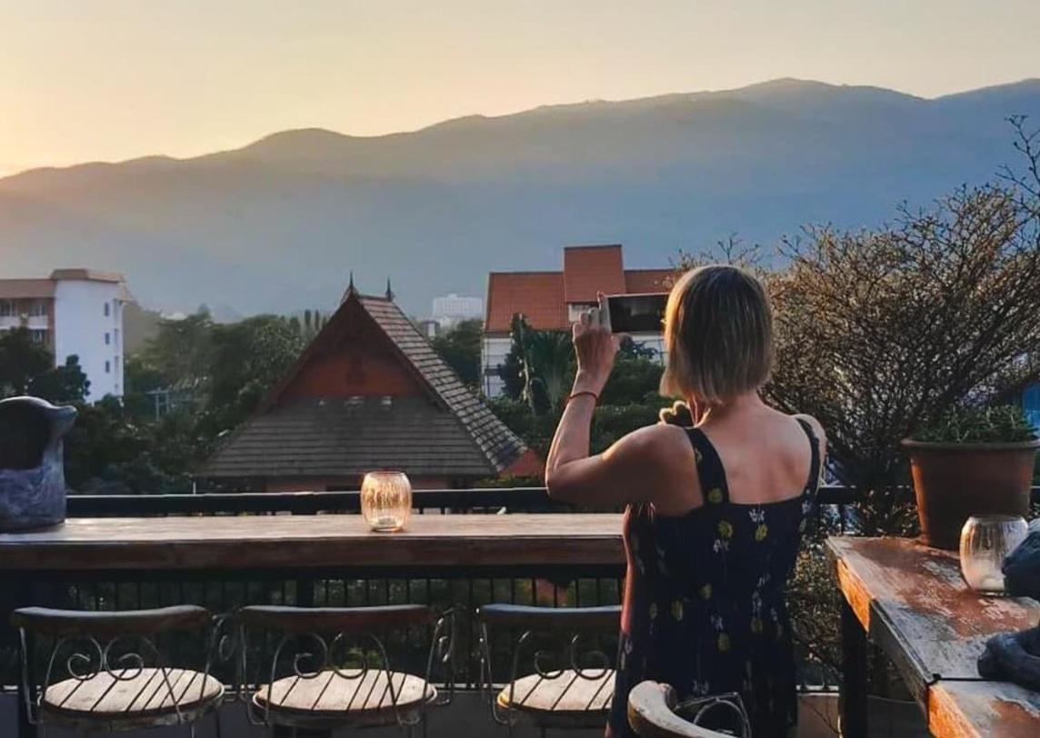 Hotel Yayee Chiang Mai Luaran gambar